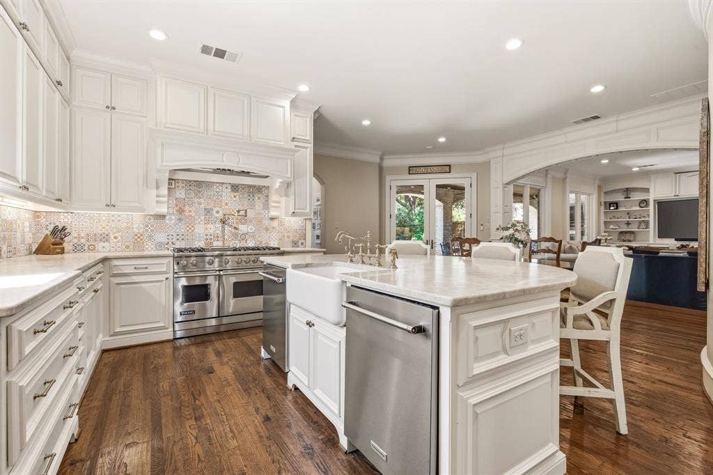 7635 Bryn Mawr Drive, Dallas, TX 75225 7635 Bryn Mawr Drive, Dallas, TX 75225