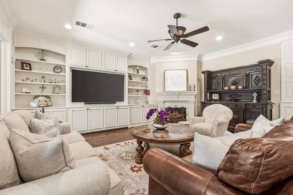 7635 Bryn Mawr Drive, Dallas, TX 75225 7635 Bryn Mawr Drive, Dallas, TX 75225