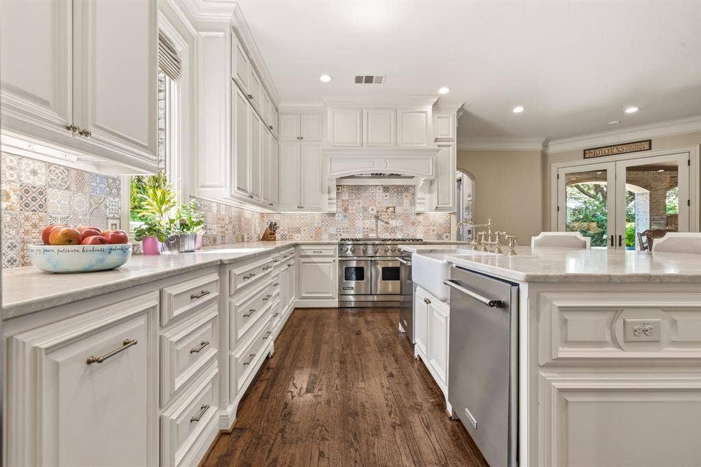 7635 Bryn Mawr Drive, Dallas, TX 75225 7635 Bryn Mawr Drive, Dallas, TX 75225