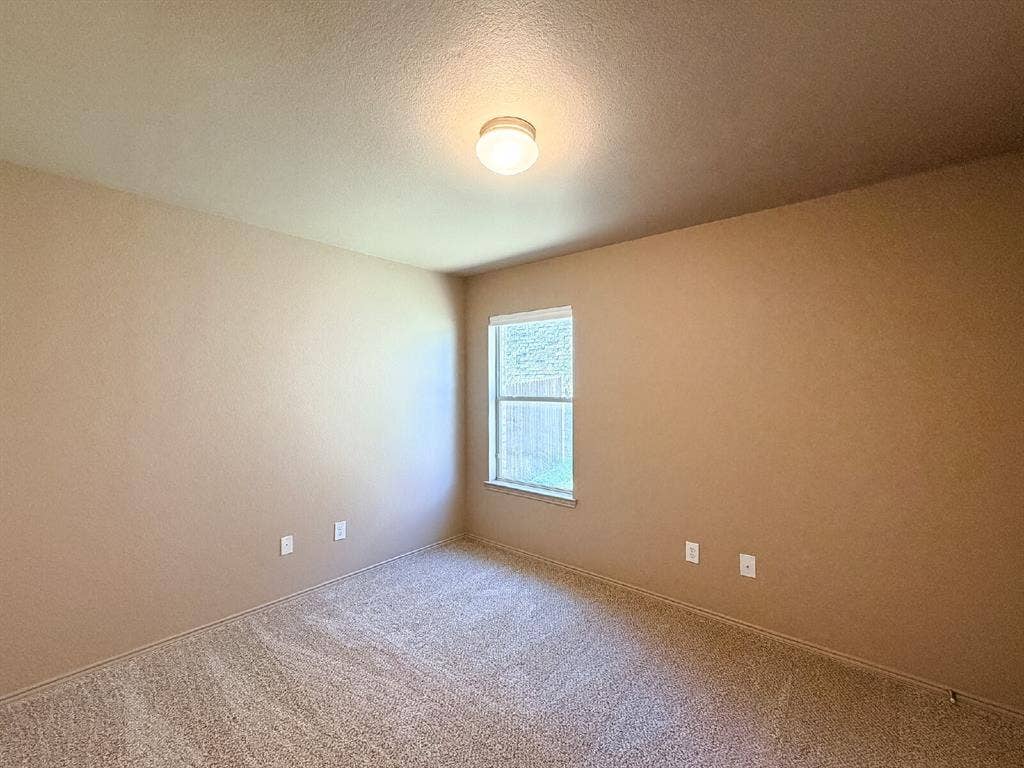 633 Canoe Way, Crowley, TX 76036 633 Canoe Way, Crowley, TX 76036