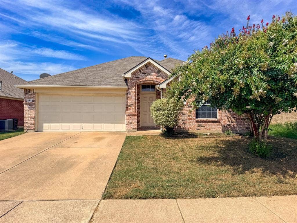 633 Canoe Way, Crowley, TX 76036 633 Canoe Way, Crowley, TX 76036