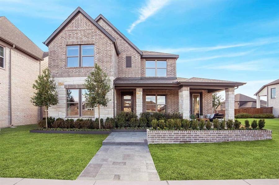 Property photo for 723 Grand Oak Drive, Fate, TX