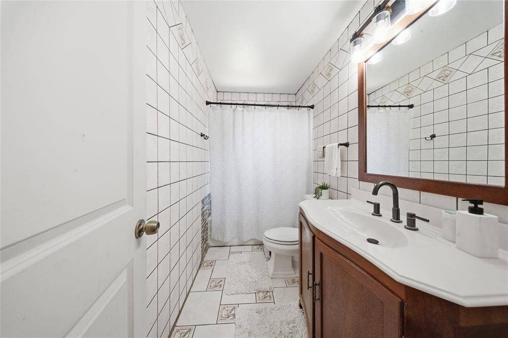 3708 Matador Drive, Dallas, TX 75220 3708 Matador Drive, Dallas, TX 75220
