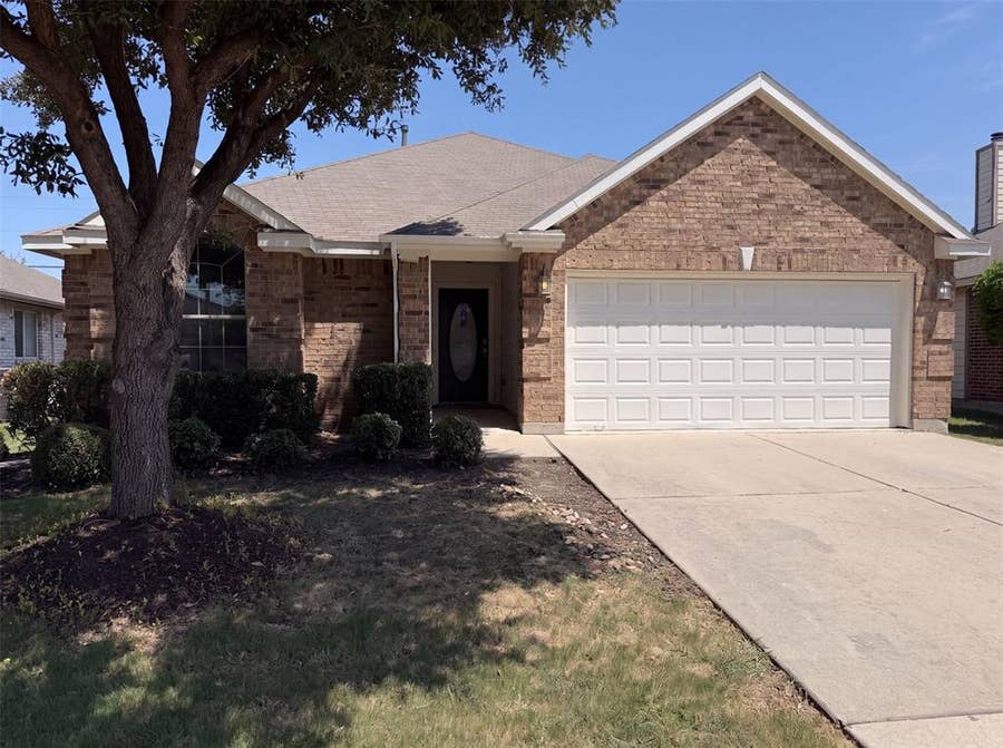 Property photo for 632 Stirrup Bar Drive, Fort Worth, TX
