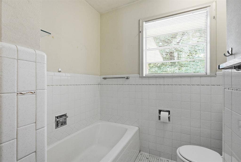3327 Craftdale Drive, Tyler, TX 75701 3327 Craftdale Drive, Tyler, TX 75701