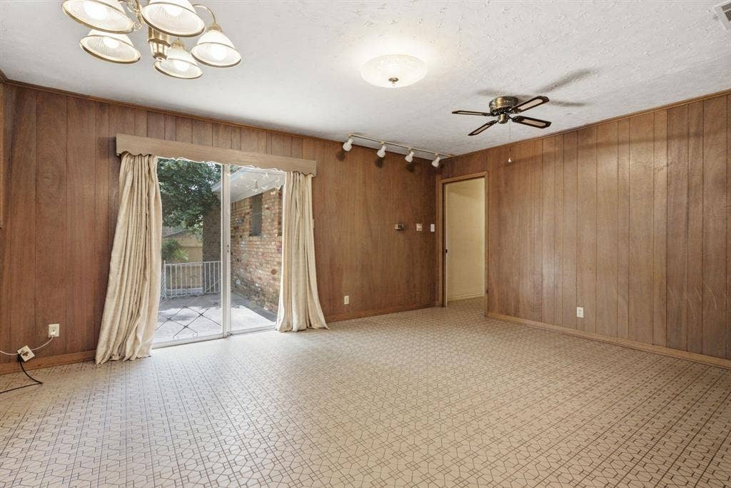 3327 Craftdale Drive, Tyler, TX 75701 3327 Craftdale Drive, Tyler, TX 75701