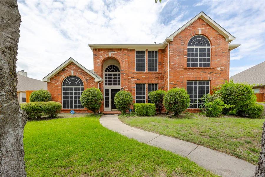 Property photo for 3103 Kingsbury Drive, Richardson, TX