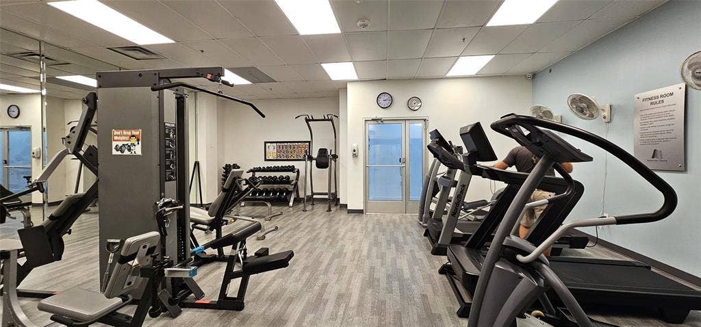 6211 W Northwest Highway, #C253 West Wing Unit, Dallas, TX 75225 6211 W Northwest Highway, #C253 West Wing Unit, Dallas, TX 75225