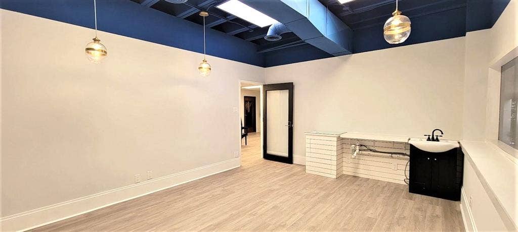 6211 W Northwest Highway, #C253 West Wing Unit, Dallas, TX 75225 6211 W Northwest Highway, #C253 West Wing Unit, Dallas, TX 75225
