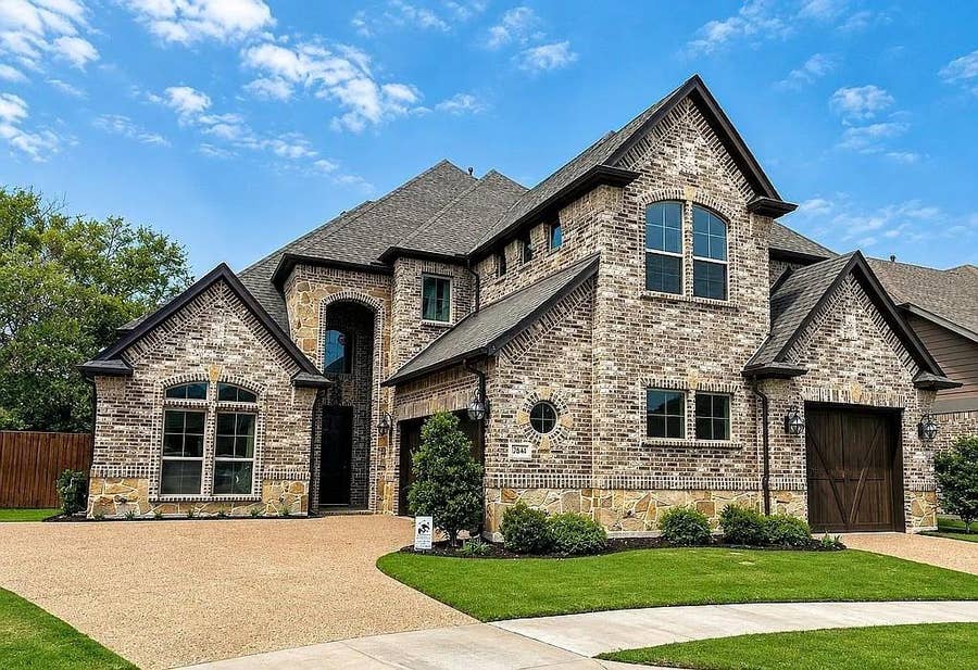 Property photo for 2828 Stadium View Drive, Fort Worth, TX