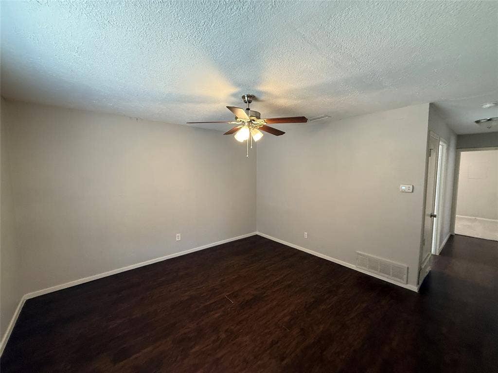 4250 Wiley College Drive, Dallas, TX 75241 4250 Wiley College Drive, Dallas, TX 75241