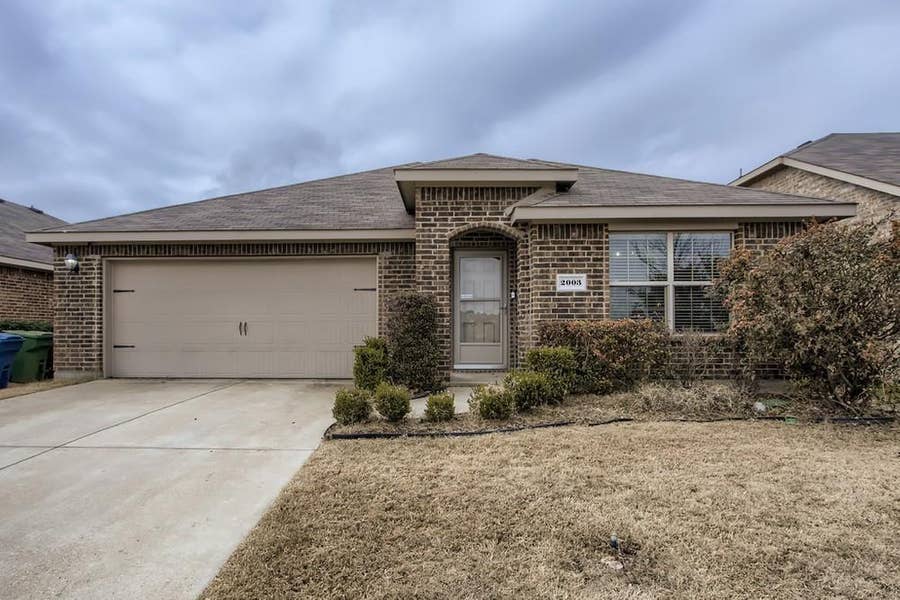 Property photo for 2003 Brackettville, Forney, TX