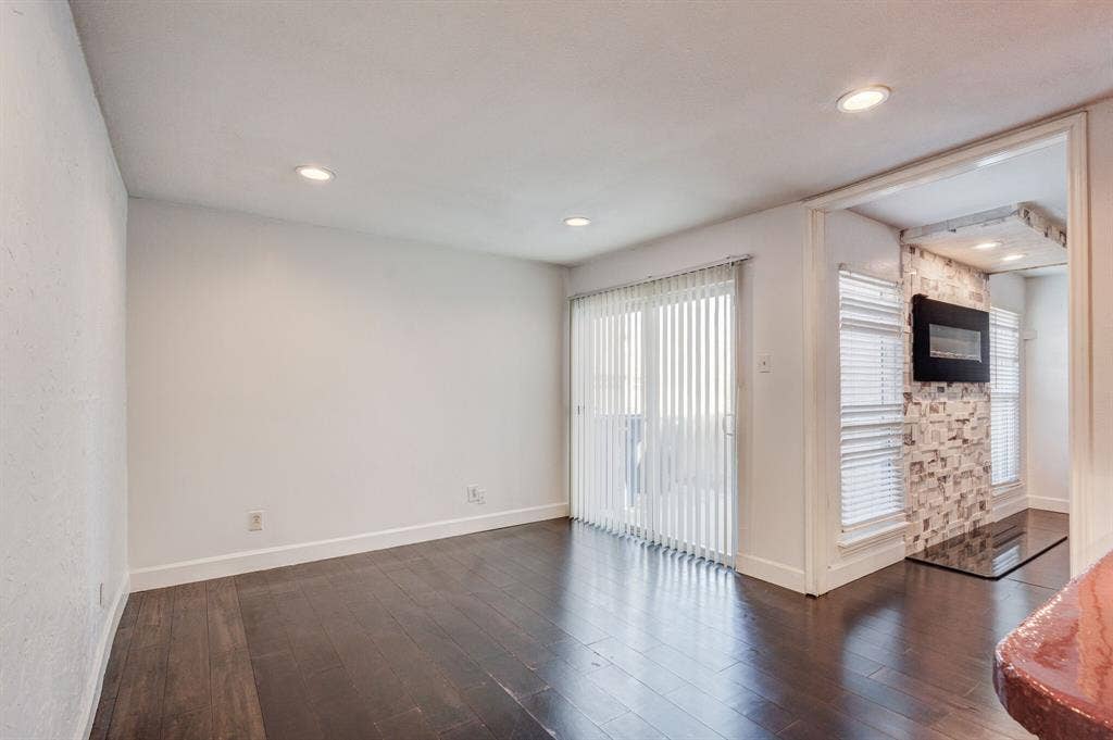 1714 Place One Lane, Garland, TX 75042 1714 Place One Lane, Garland, TX 75042