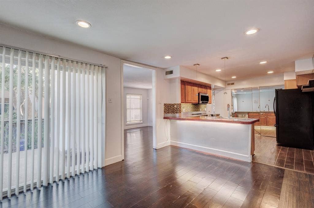 1714 Place One Lane, Garland, TX 75042 1714 Place One Lane, Garland, TX 75042