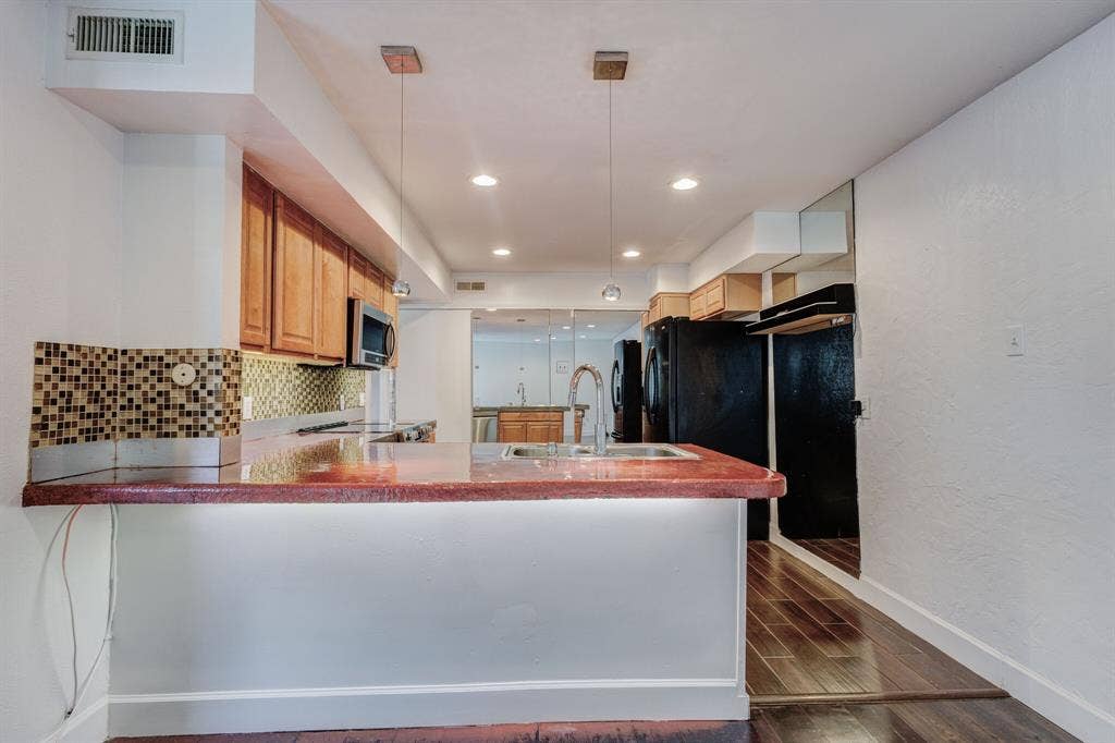 1714 Place One Lane, Garland, TX 75042 1714 Place One Lane, Garland, TX 75042