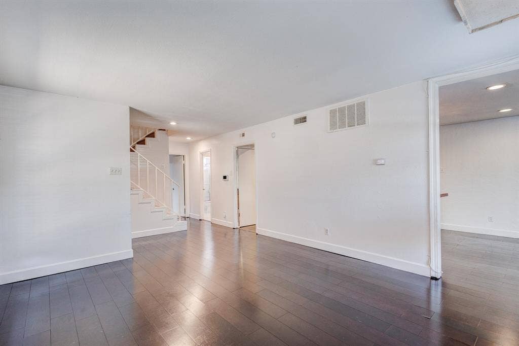 1714 Place One Lane, Garland, TX 75042 1714 Place One Lane, Garland, TX 75042