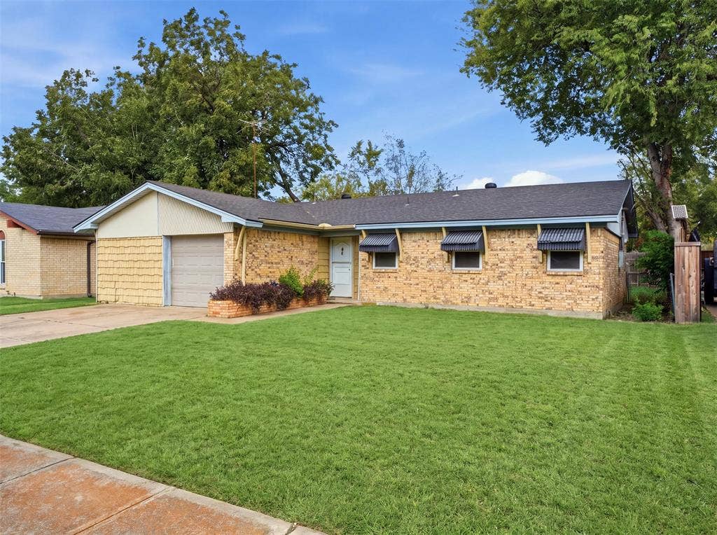114 Crestridge Drive, Hutchins, TX 75141