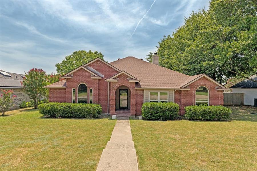 Property photo for 2407 Rockhill Road, McKinney, TX