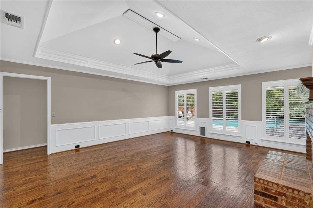 2132 Donna Drive, Plano, TX 75074 2132 Donna Drive, Plano, TX 75074