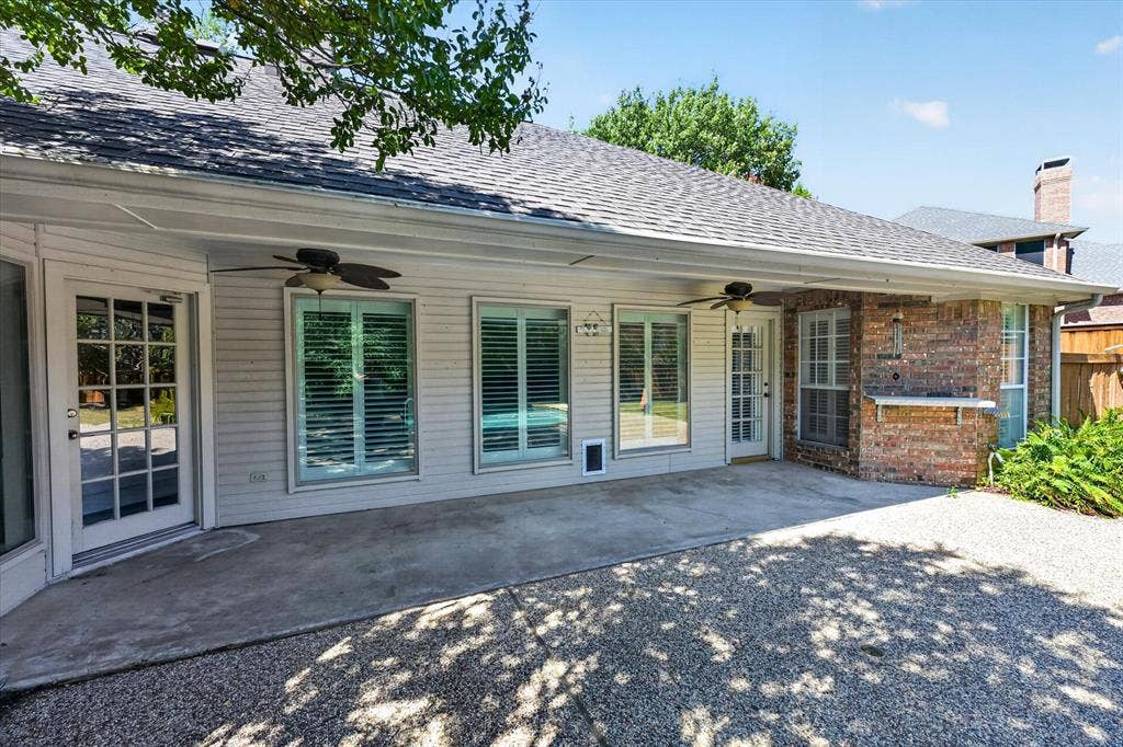 2132 Donna Drive, Plano, TX 75074 2132 Donna Drive, Plano, TX 75074