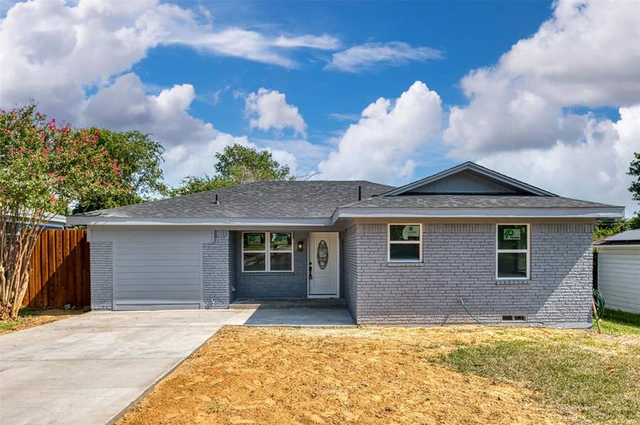 Property photo for 1409 W Bruton Road, Mesquite, TX