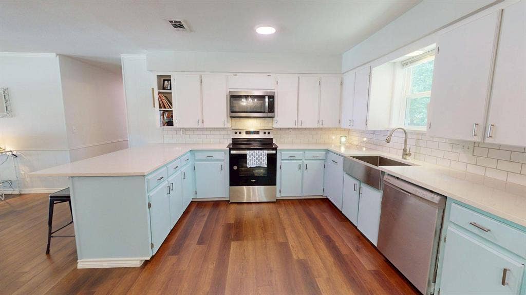3308 Bogota Street, Athens, TX 75752 3308 Bogota Street, Athens, TX 75752