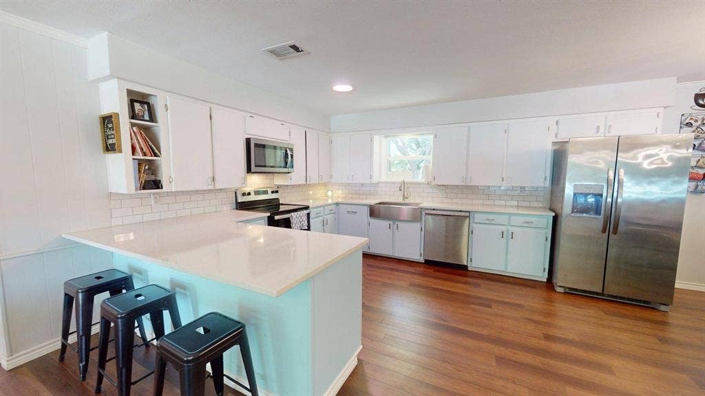 3308 Bogota Street, Athens, TX 75752 3308 Bogota Street, Athens, TX 75752