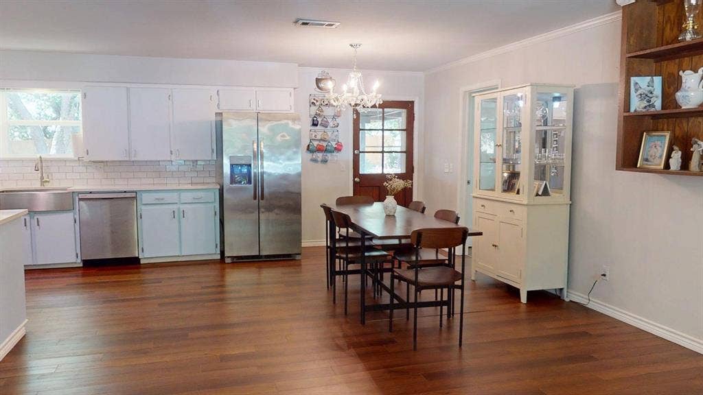 3308 Bogota Street, Athens, TX 75752 3308 Bogota Street, Athens, TX 75752