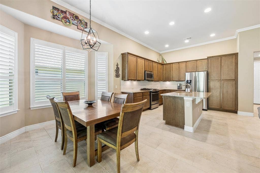 9905 Teakwood Avenue, Denton, TX 76207 9905 Teakwood Avenue, Denton, TX 76207
