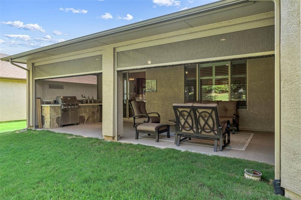 9905 Teakwood Avenue, Denton, TX 76207 9905 Teakwood Avenue, Denton, TX 76207