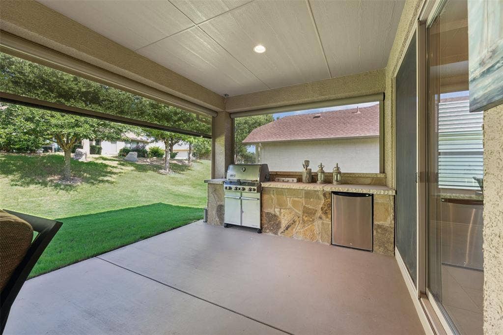 9905 Teakwood Avenue, Denton, TX 76207 9905 Teakwood Avenue, Denton, TX 76207