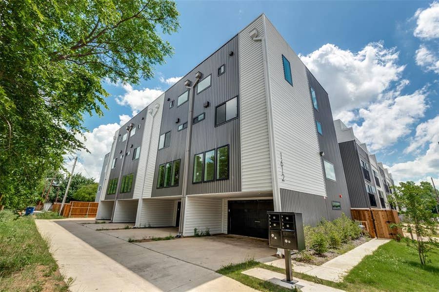 Property photo for 1612 Grigsby Avenue, #102, Dallas, TX