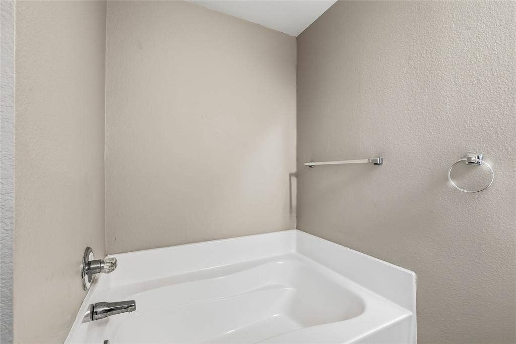 3520 Cattlebaron Drive, Fort Worth, TX 76262