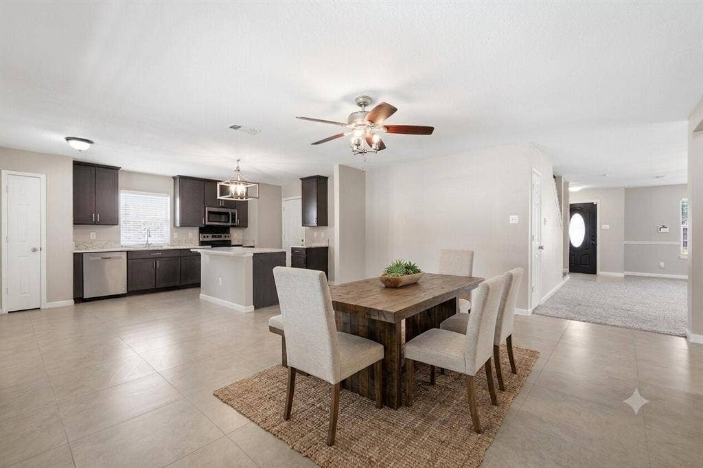 3520 Cattlebaron Drive, Fort Worth, TX 76262