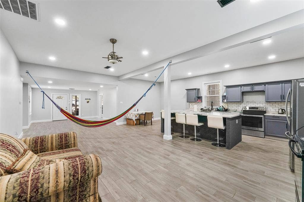 10863 Lakeview Trail, Quinlan, TX 75474 10863 Lakeview Trail, Quinlan, TX 75474