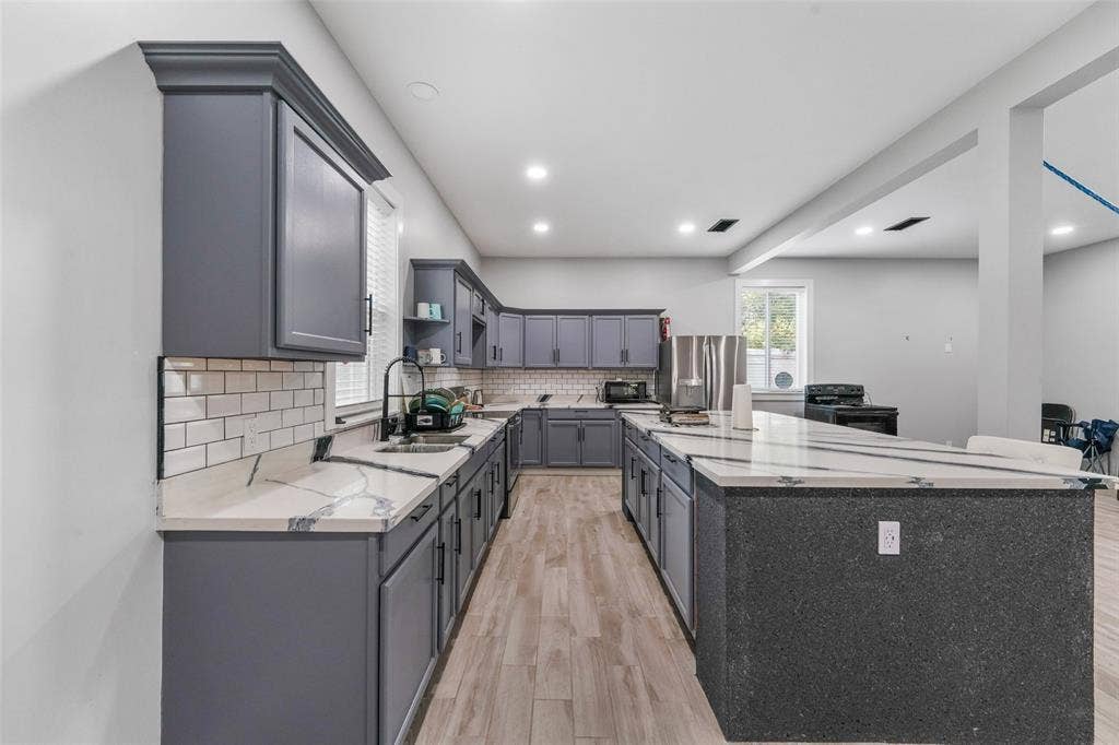 10863 Lakeview Trail, Quinlan, TX 75474 10863 Lakeview Trail, Quinlan, TX 75474