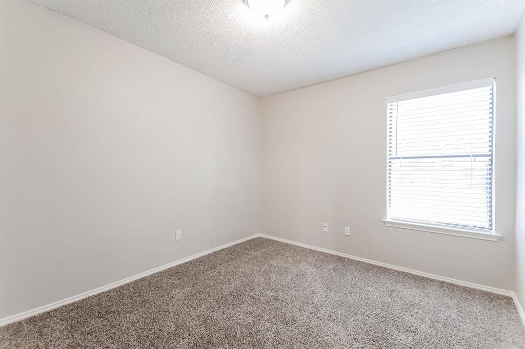 701 Long Hill Court, McKinney, TX 75071