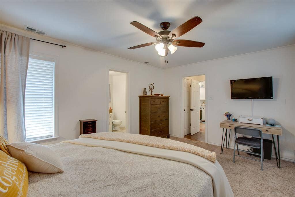 137 Oak Haven Drive, Gun Barrel City, TX 75156 137 Oak Haven Drive, Gun Barrel City, TX 75156