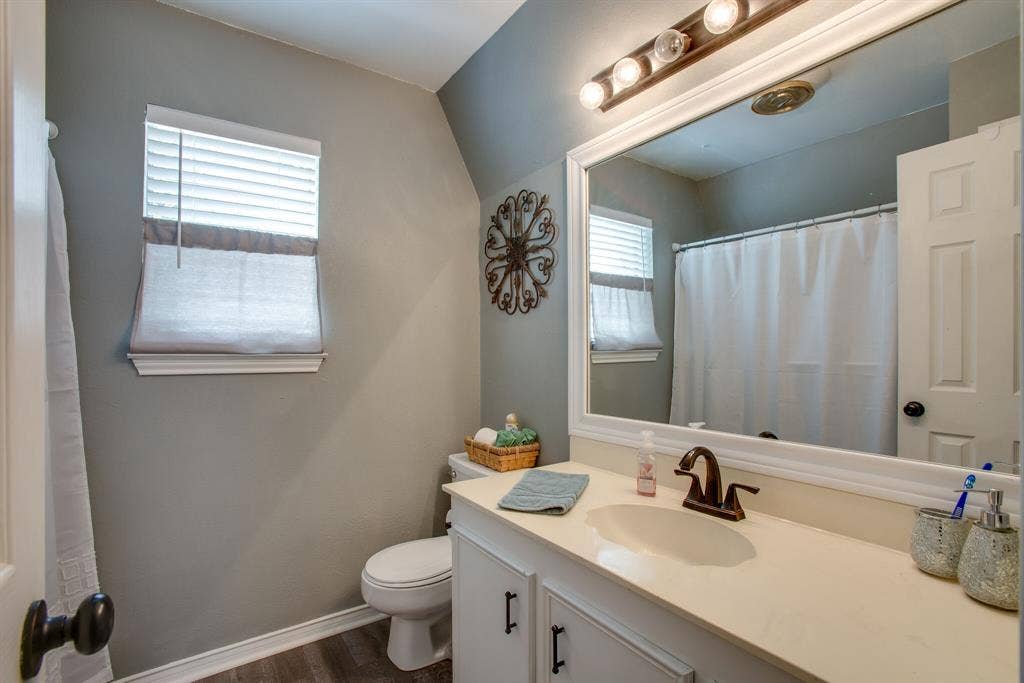 137 Oak Haven Drive, Gun Barrel City, TX 75156 137 Oak Haven Drive, Gun Barrel City, TX 75156