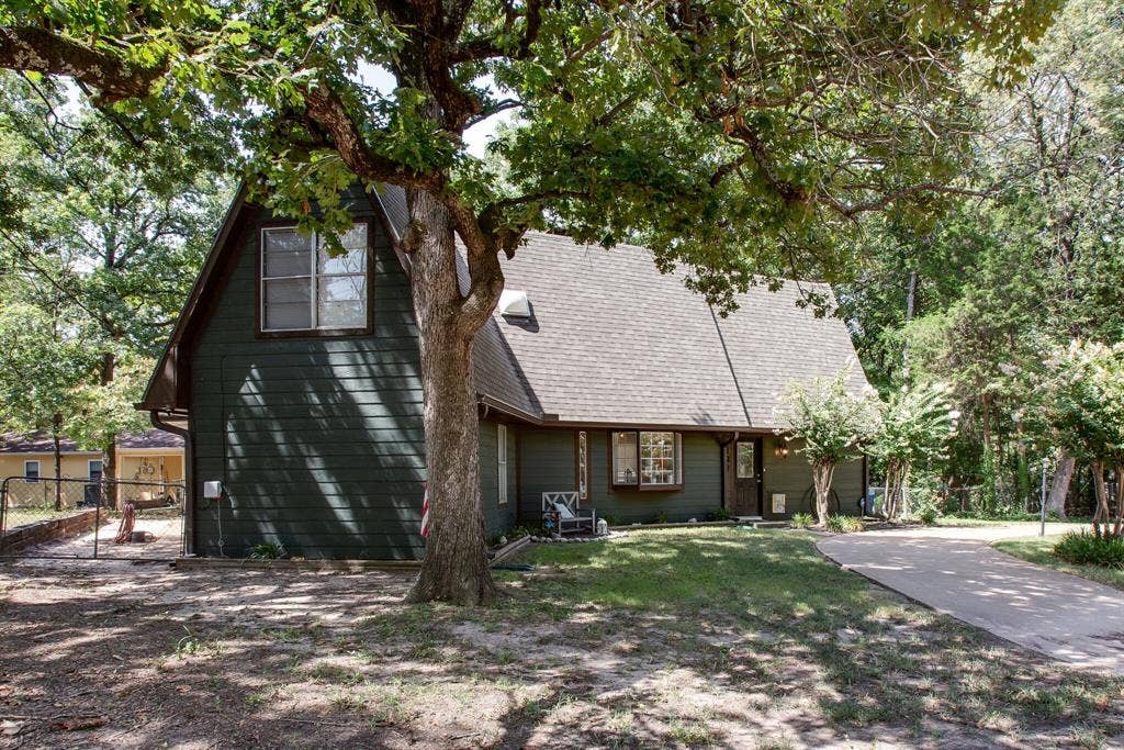 137 Oak Haven Drive, Gun Barrel City, TX 75156 137 Oak Haven Drive, Gun Barrel City, TX 75156