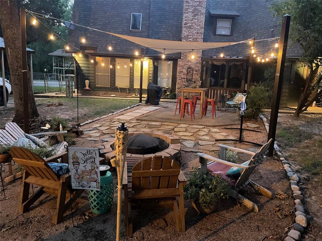 137 Oak Haven Drive, Gun Barrel City, TX 75156 Firepit area