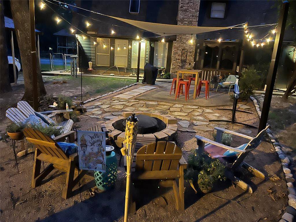 137 Oak Haven Drive, Gun Barrel City, TX 75156 Firepit area