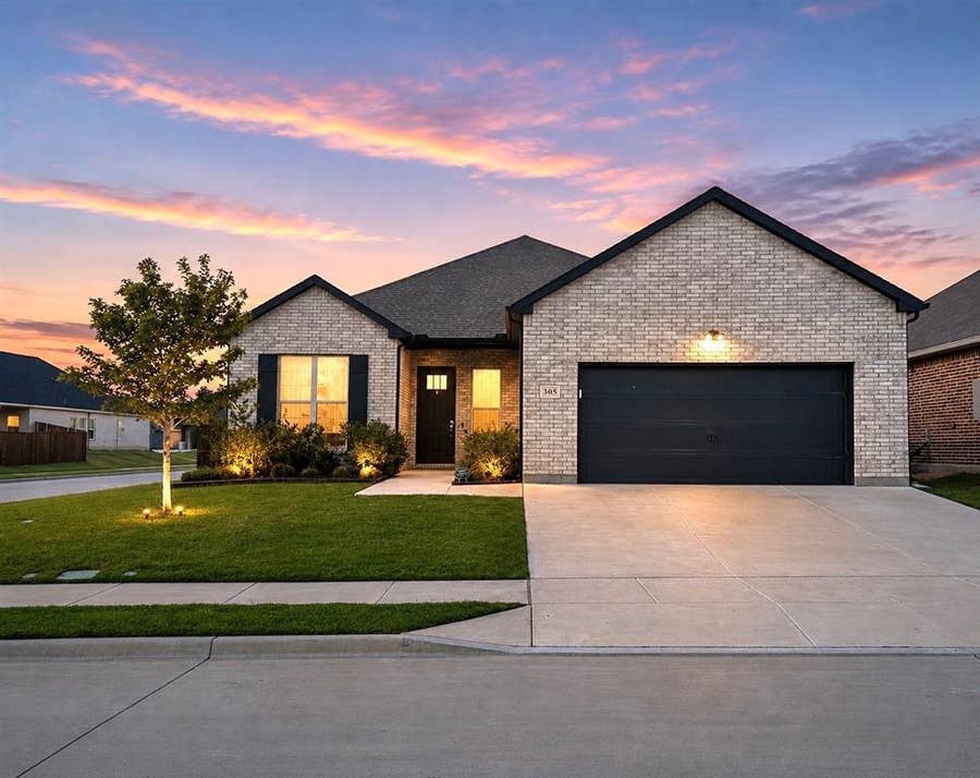Property photo for 305 Chase Creek Drive, Lavon, TX