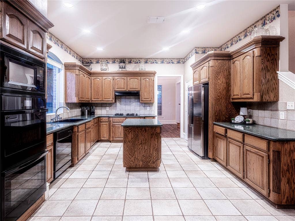 7205 Bettye Haun Drive, Plano, TX 75024