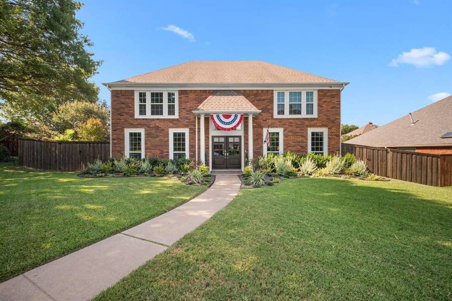Property photo for 7905 Morning Lane, Fort Worth, TX