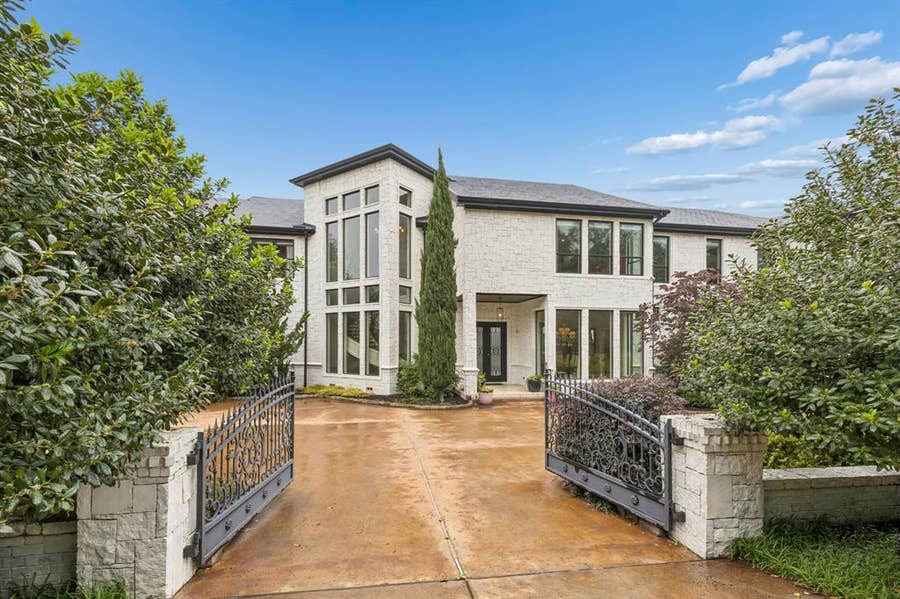Property photo for 4511 Watauga Road, Dallas, TX