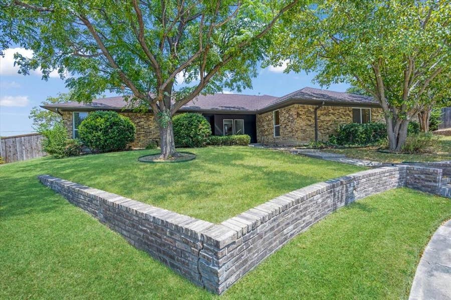 Property photo for 2149 Willow Place, #B, Carrollton, TX