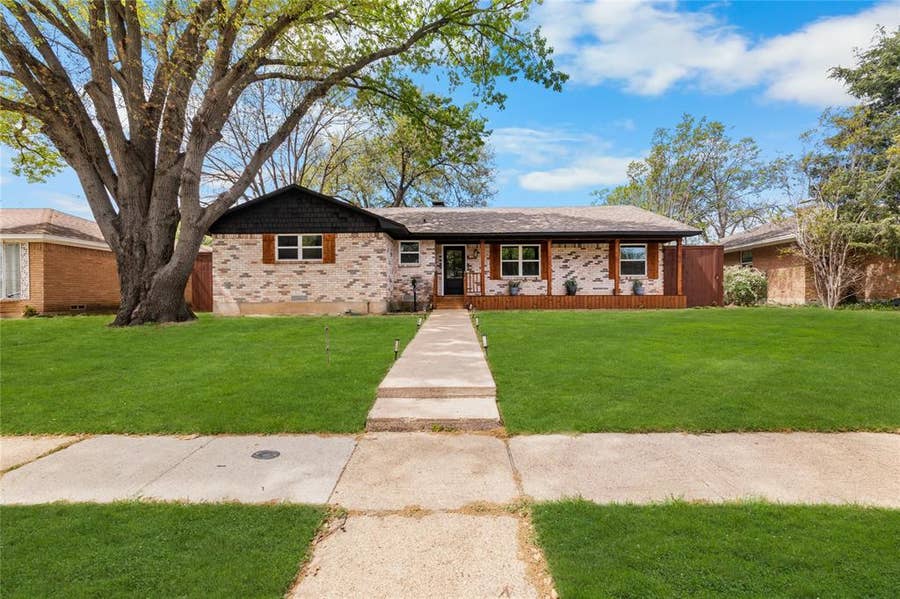 Property photo for 6211 Symphony Lane, Dallas, TX