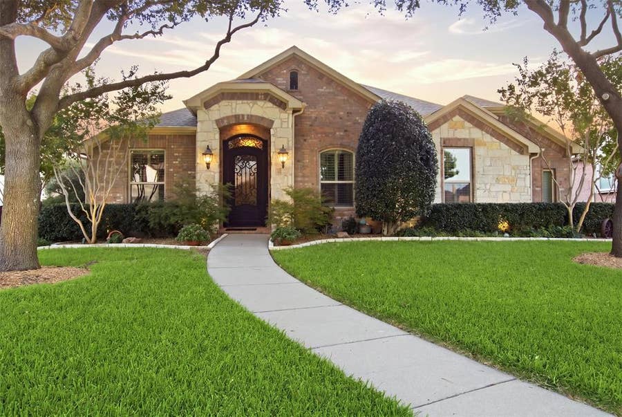 Property photo for 7201 Northern Lights Court, Plano, TX
