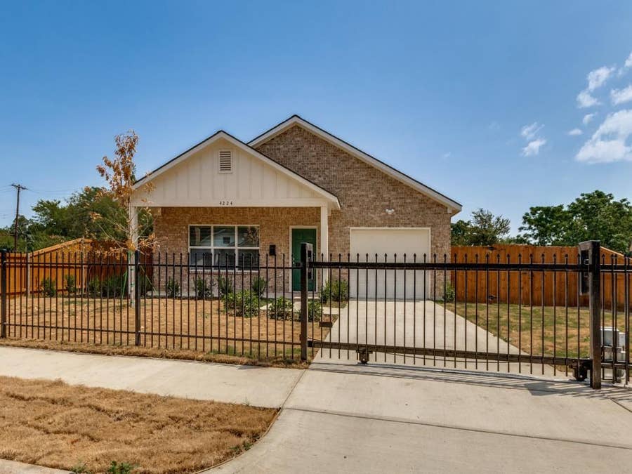 Property photo for 4224 Colonial Avenue, Dallas, TX